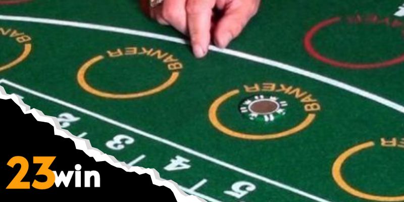 Theo dõi quá trình chia bài cách tính tài xỉu trong baccarat